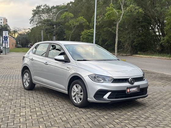 VOLKSWAGEN POLO 1.0 170 TSI COMFORTLINE AUTOMÁTICO VOLKSWAGEN POLO 1.0 170 TSI COMFORTLINE AUTOMÁTICO